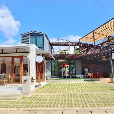 Capital O 75422 Million Pillows Chiang Mai Exterior foto
