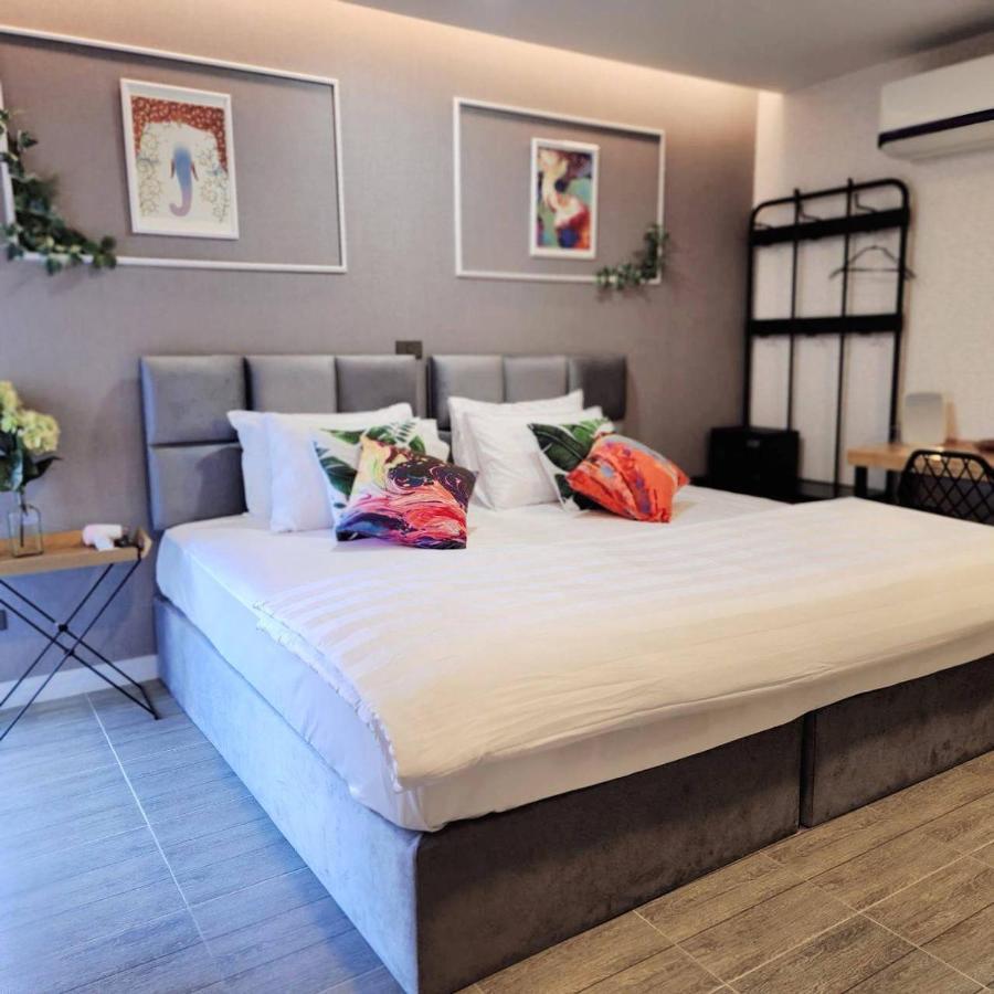 Capital O 75422 Million Pillows Chiang Mai Exterior foto